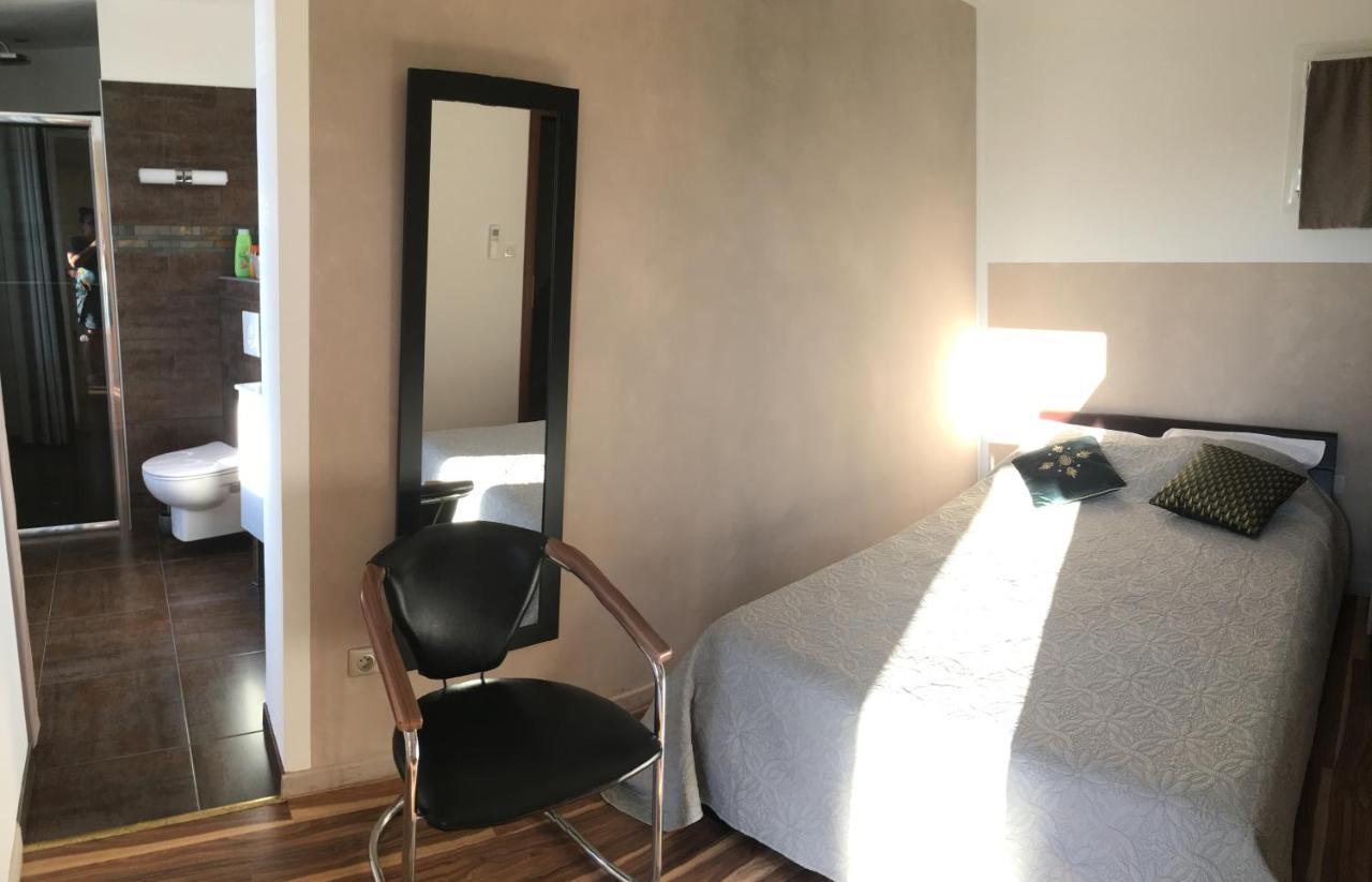 Casa Basgiu, Chambres Avec Balcon Et Table D'Hotes Zilia Екстер'єр фото