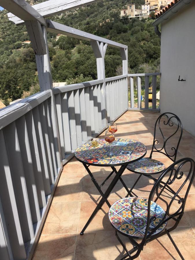 Casa Basgiu, Chambres Avec Balcon Et Table D'Hotes Zilia Екстер'єр фото