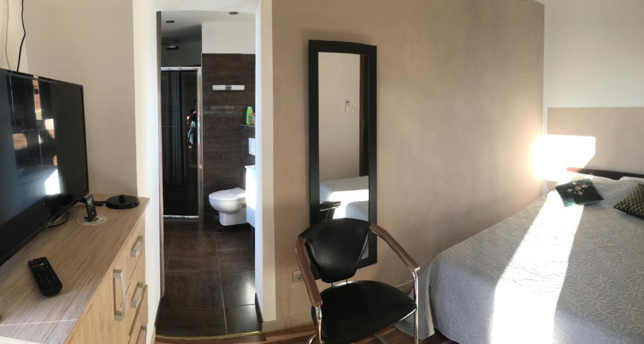 Casa Basgiu, Chambres Avec Balcon Et Table D'Hotes Zilia Екстер'єр фото